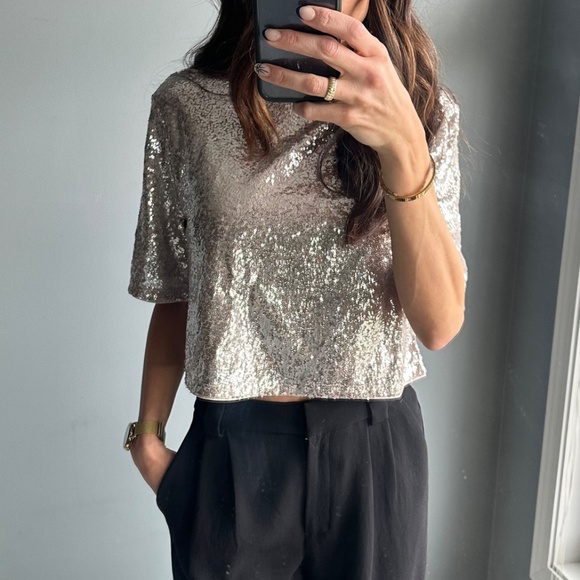 H&M champagne sequin crop top - Picture 5 of 11